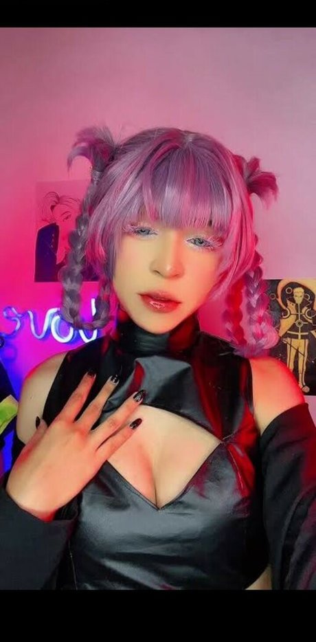 Naty Sukha 美しいポルノスター ギャラリー