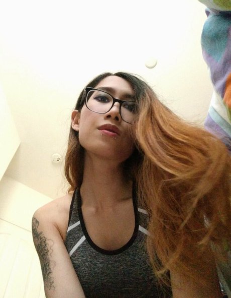 skelly tan 最高のスター 写真