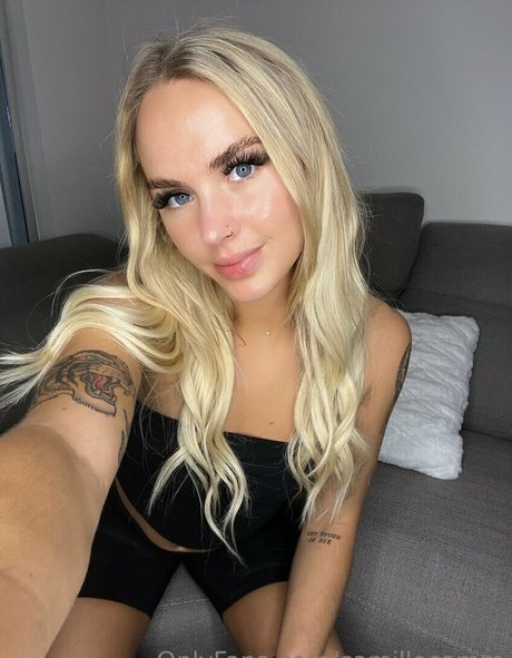 ぽっちゃりブロンドOnlyFans ポルノ 写真