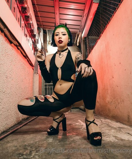 射精 OnlyFans アートポルノ 写真