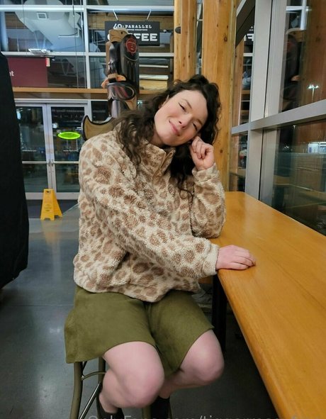 tiggerroseyfree 裸モデル 写真