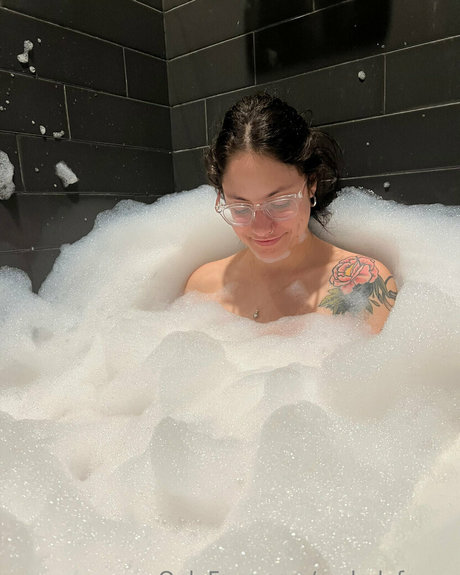 melodyfoxxx ポルノスター 可愛い 写真