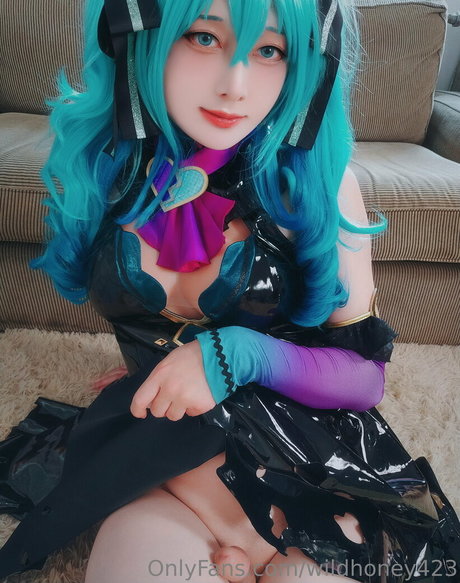 Wildhoney423 セクシーなスター 写真