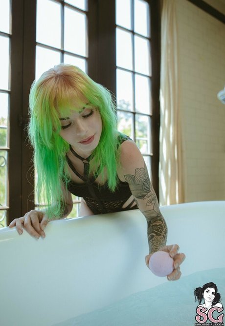 アマチュアペッギングOnlyFans セクシー ギャラリー