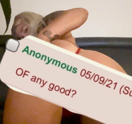 金髪の小柄なOnlyFans 無料ヌード 写真