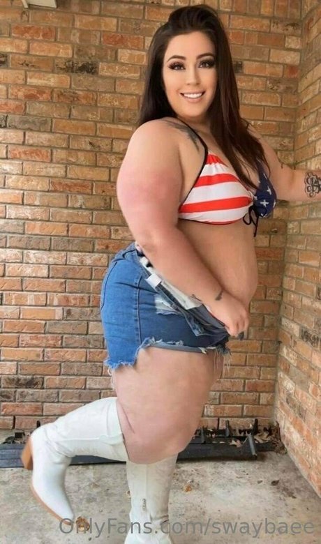 アーミーガールズオンリーファン アート裸 写真