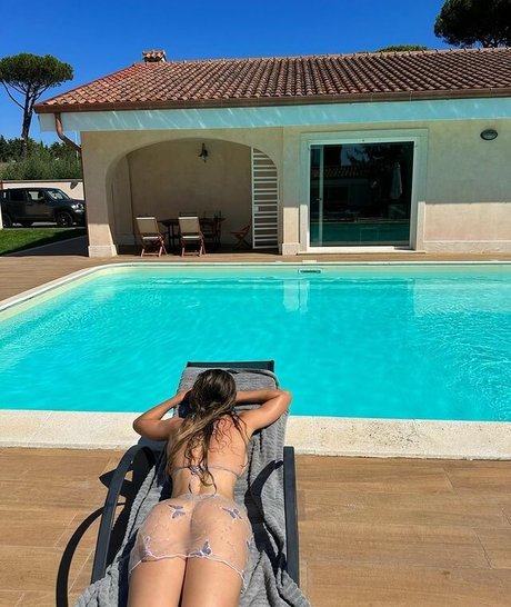 客室乗務員 OnlyFans パーフェクト 写真