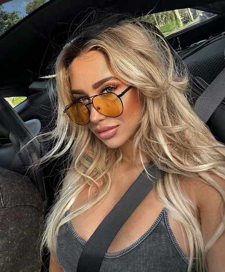 コスプレヌードOnlyFans ホットセクシー 写真