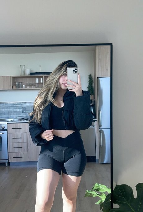 Emmamarie Gomez ポルノスター トップ 写真