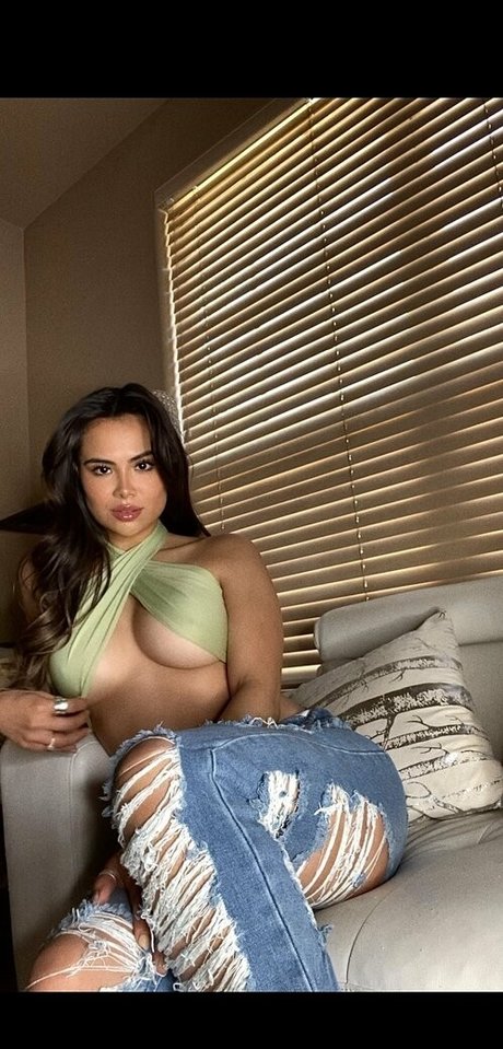 karlaamarie 独占女優 写真