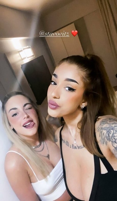 トップレスビーチOnlyFans セクシーヌード 写真