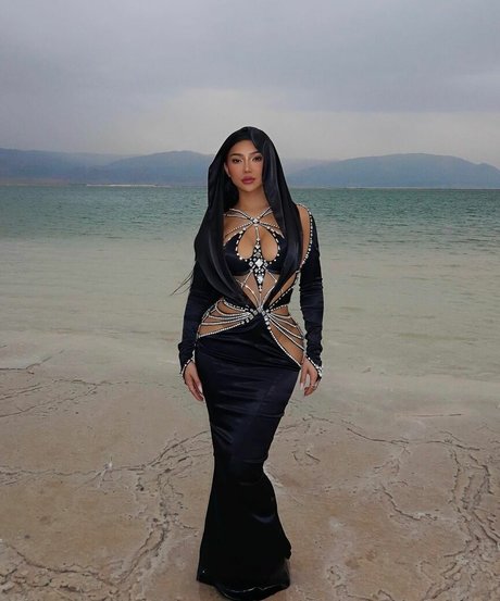 Nikita Dragun かわいいスター 写真