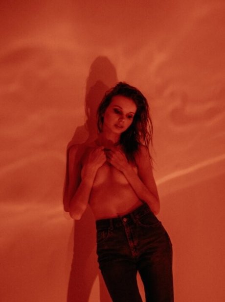 Lily Osadcha ポルノスター 可愛い 画像