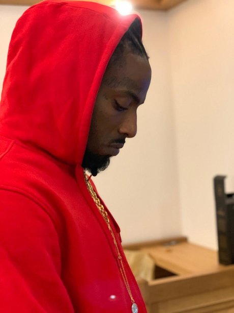 Dark Side Tv ヌードスター 画像