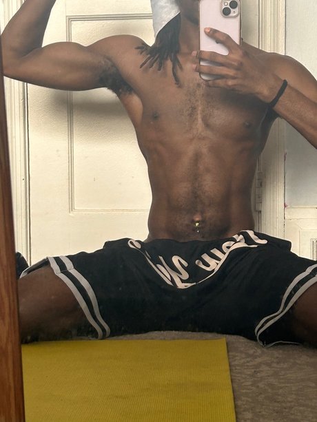 Cosmo_ ヌードスター 写真