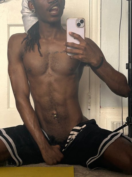 Cosmo_ 可愛いモデル 画像