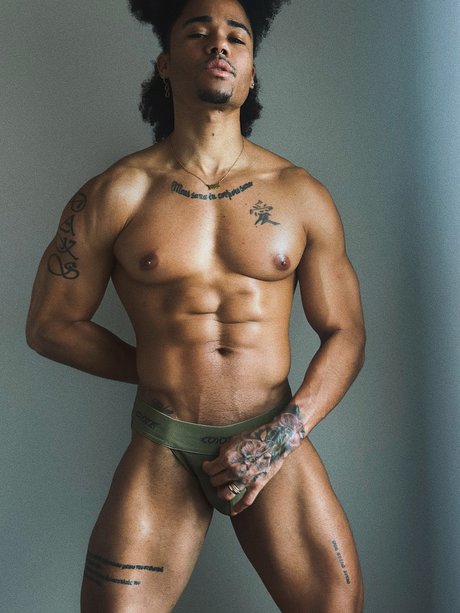 Chico Fit 可愛い女優 アーカイブ