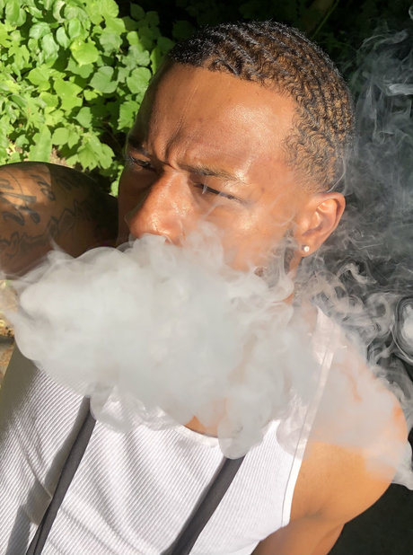 Richard Armstrong 裸モデル 画像