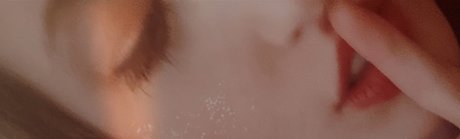 QueenB kmg セクシーモデル 写真