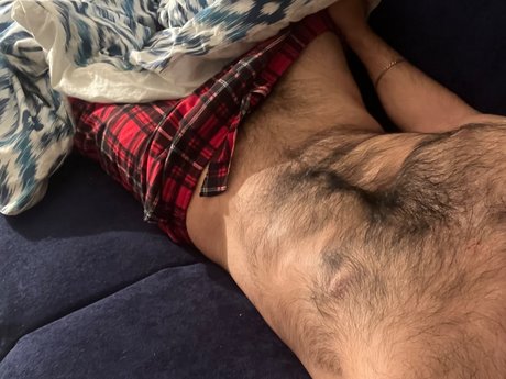 qesta 裸のスター 写真