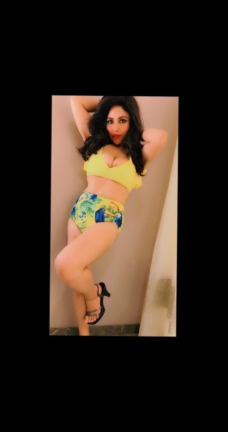 Rajsi Verma 最高のモデル ギャラリー