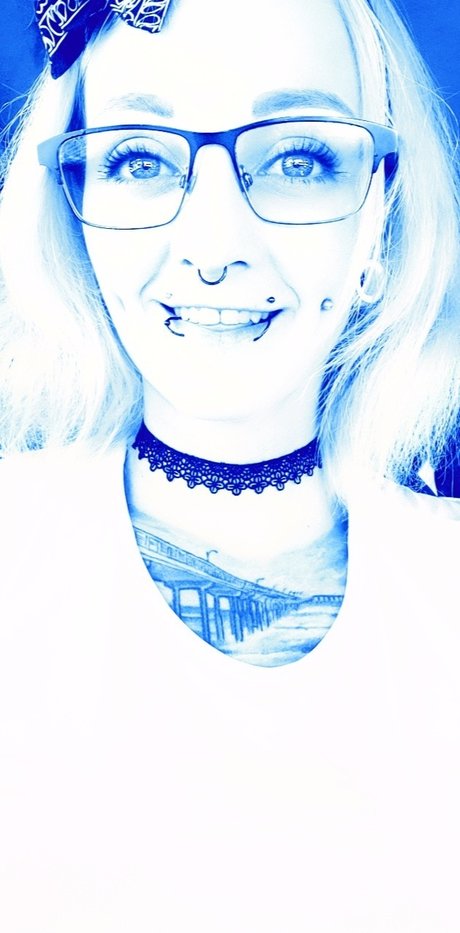 RainbowBrite ヌードモデル 画像