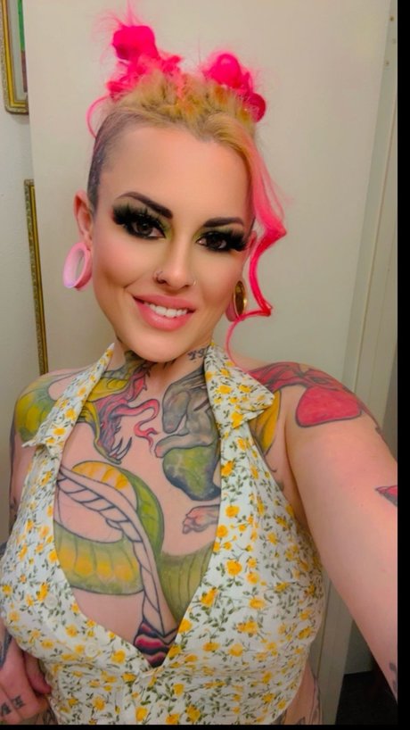 Andi tamannn 最高のスター 写真