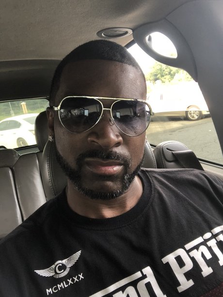 Rawness ポルノスター 画像