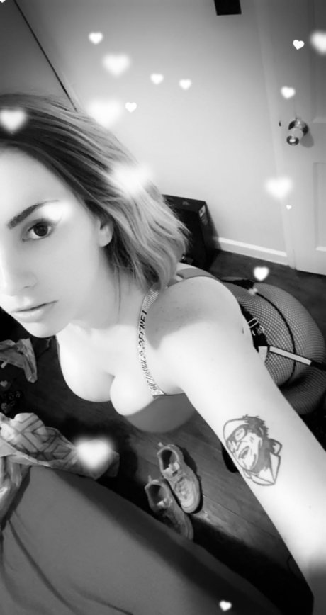 ドイツのアマチュアOnlyFans セクシーヌード 写真