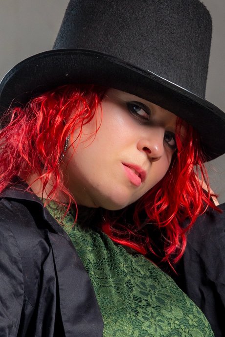 RedQueen 美しいモデル 写真