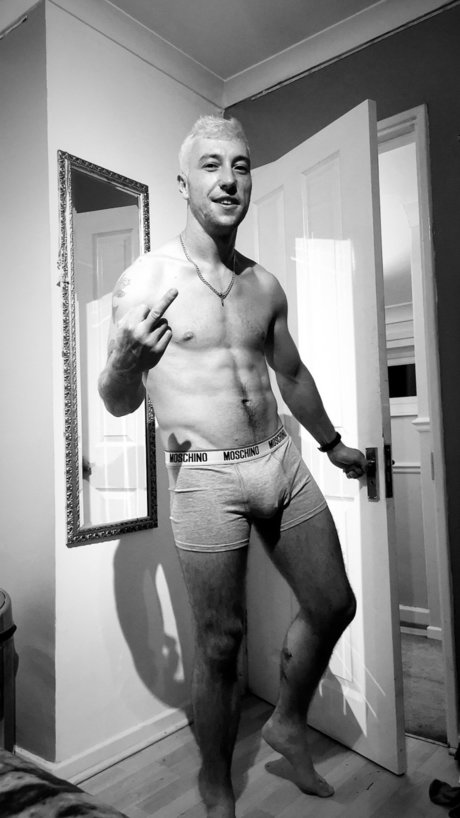 お金 OnlyFans トップ 写真