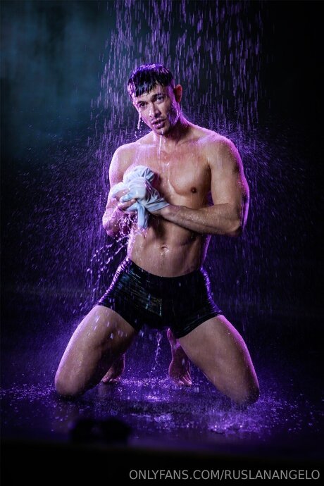 Ruslan Angelo 完璧な女優 写真