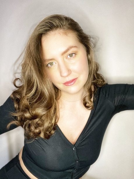 Ruby Wray 素敵なスター 写真