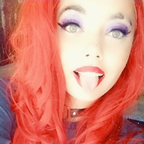 Roxxie Night 可愛い女優 写真