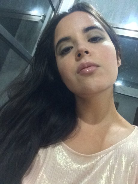 Rose Izel ポルノスター 写真