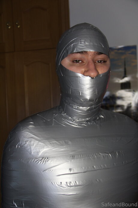 小柄で痩せたOnlyFans 美しいヌード 画像