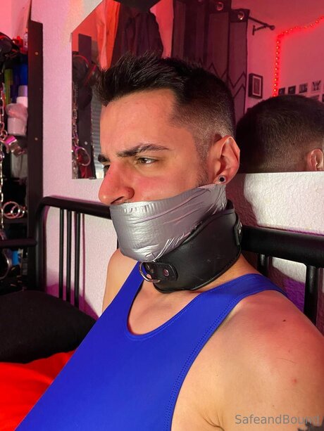 Safe and Bound かわいいモデル 写真