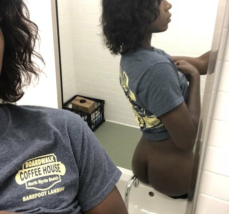 Vanniall 完璧なポルノスター 写真