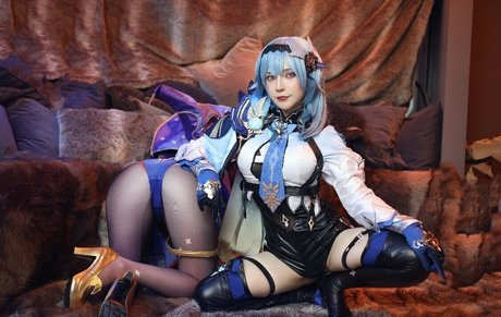 Yuji Koi スター ヌード 写真