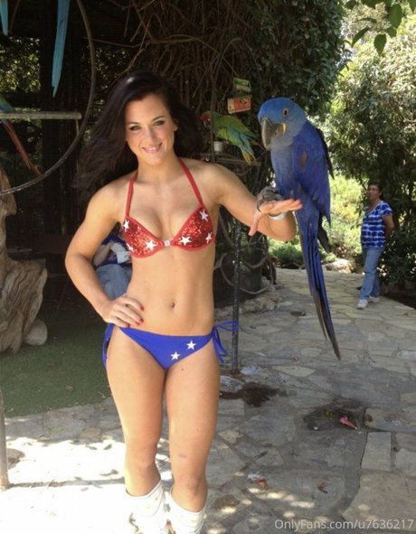 unashamed セックスモデル 写真