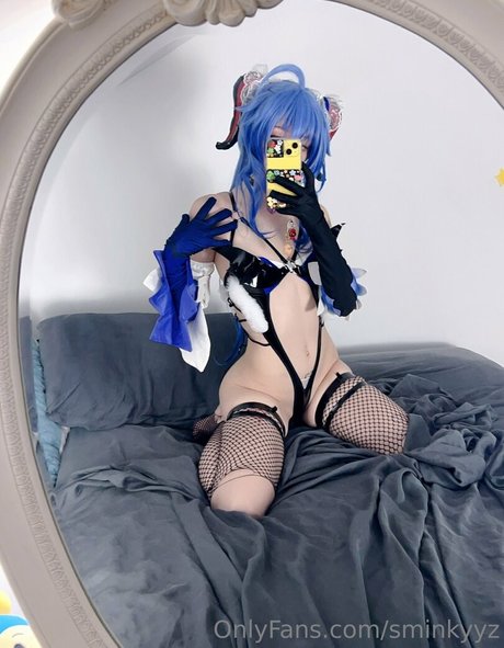 sminkyzzz アダルトスター 画像