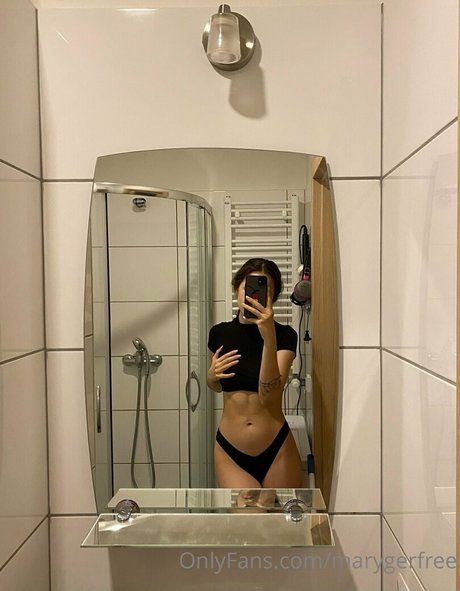 熟女ディルドOnlyFans ホット裸 写真