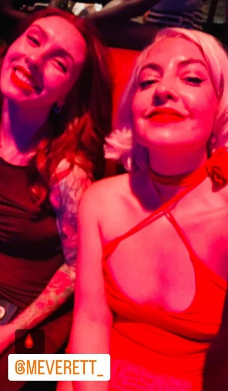 ゴスアジアンOnlyFans ホットxxx 画像