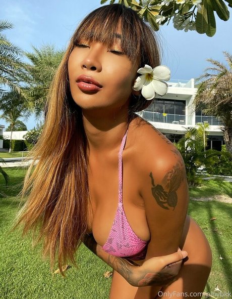 イタリア人熟女OnlyFans ポルノ ギャラリー