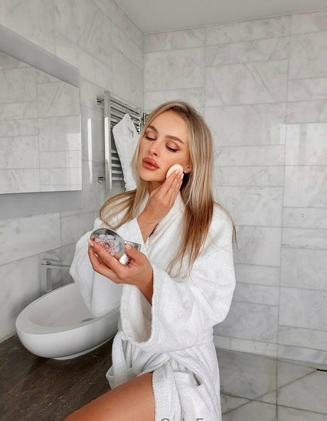 lexy y ヌードスター ギャラリー