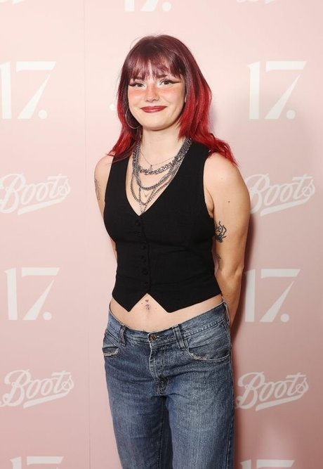 Ramona Marquez スター 写真