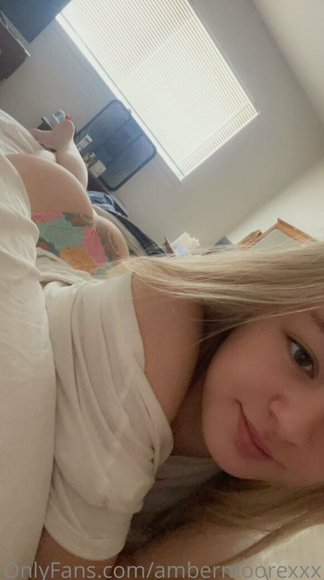 ambermoorexxx ポルノスター 素敵 画像