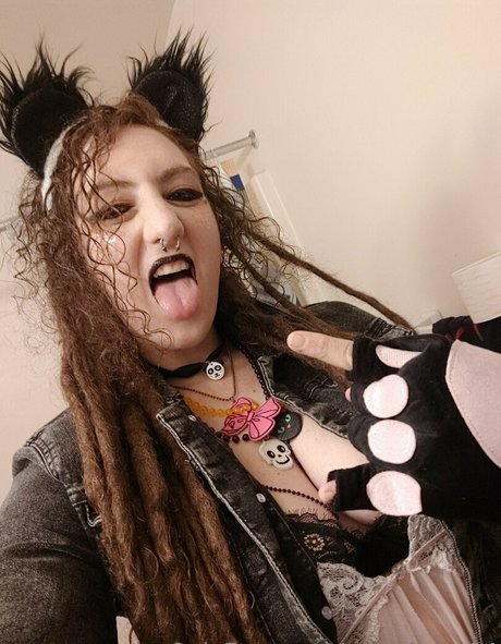 milkybaby94 profile image