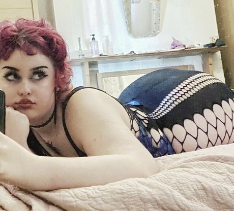 milabloomoo 素敵なポルノスター 画像