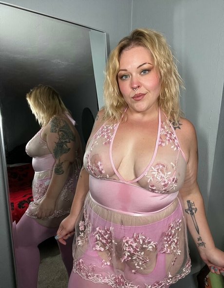 mcjigglezzz セクシーモデル 写真